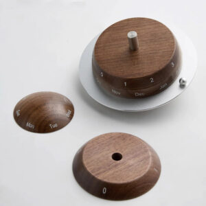 Gotek Planet Shaped Wooden Calendar